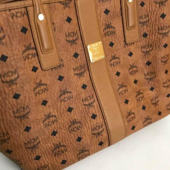 Authentic MCM Brand New Liz Reversible Visetos Tote Bag - Picture 6 of 8